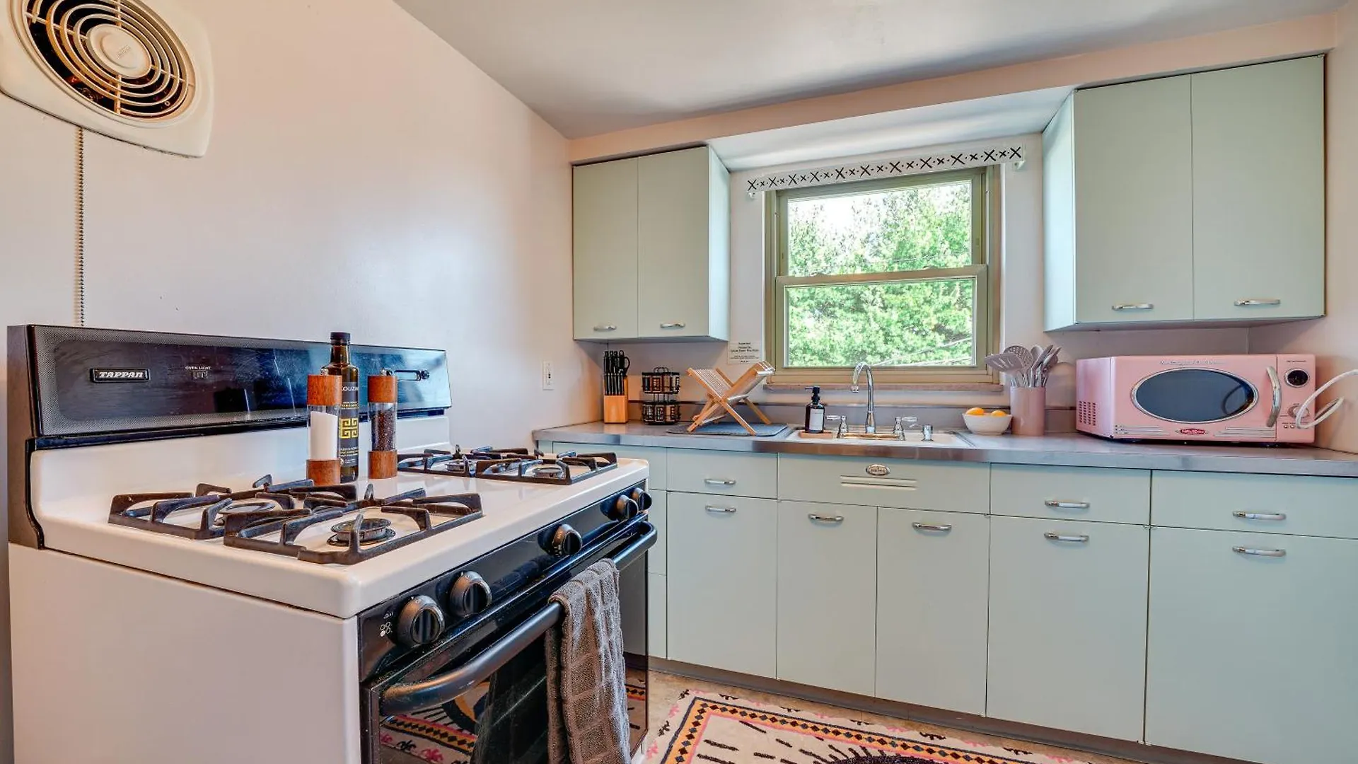 Cozy Pittsburgh Vacation Rental About 2 Mi To Downtown 0*,